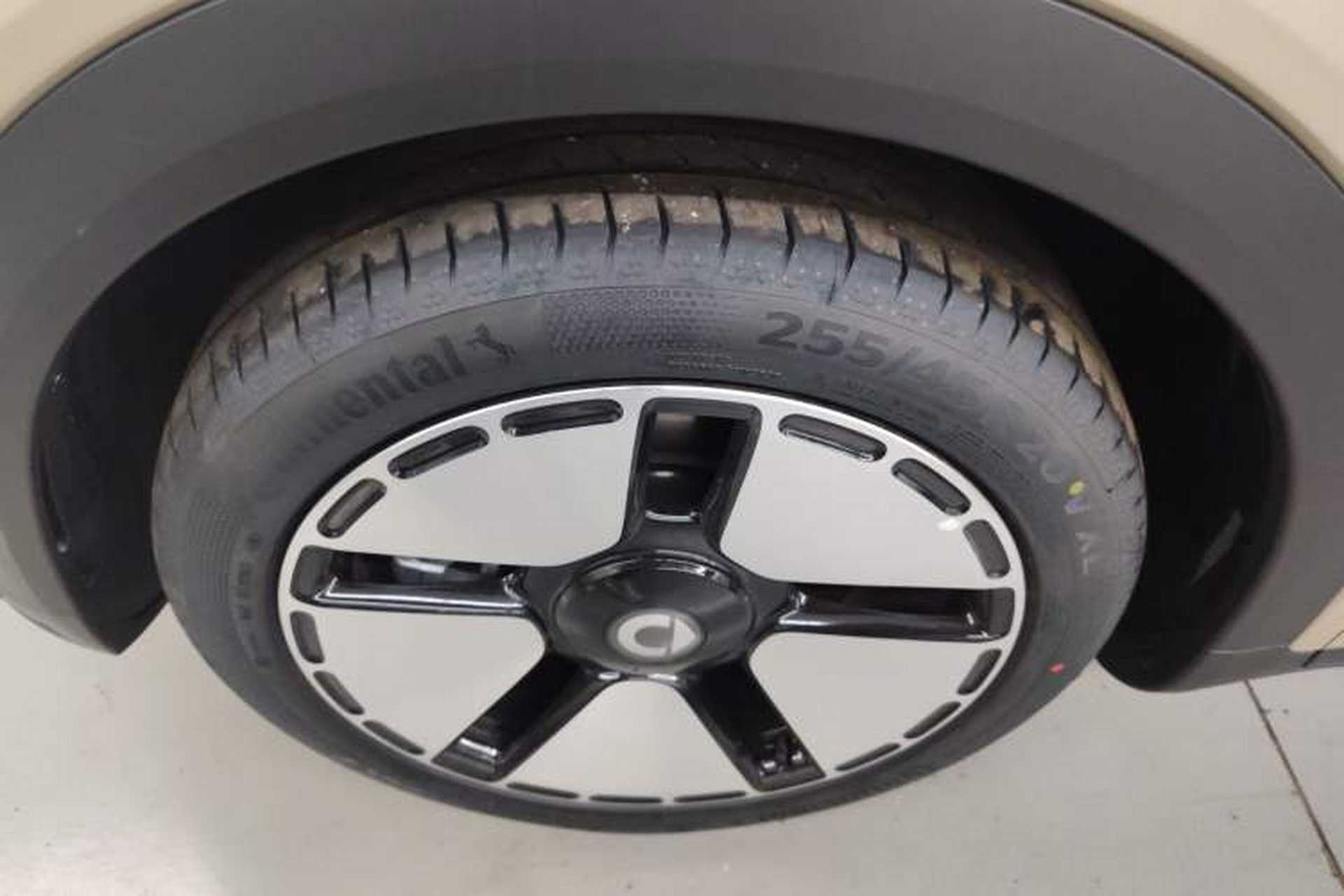 Used smart #5 2024 Long-Range Journey Luxury Edition Left Front Wheel Hub