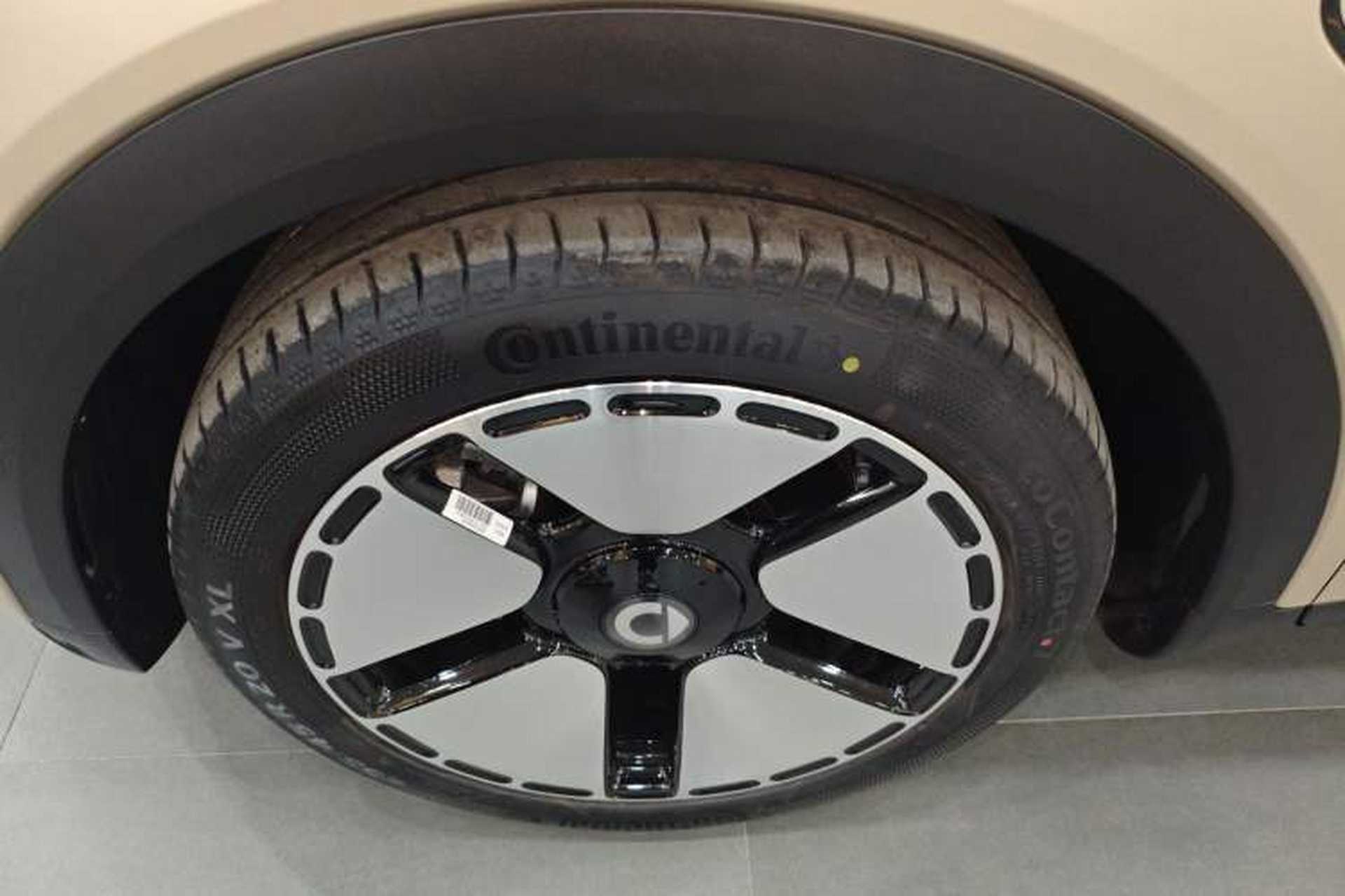 Used smart #5 2024 Long-Range Journey Luxury Edition Left Front Wheel Hub