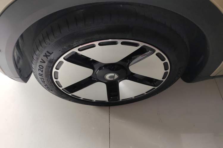 Used smart #5 2024 Ultra-Long Range Extraordinary Journey Luxury Edition Left Front Wheel Hub