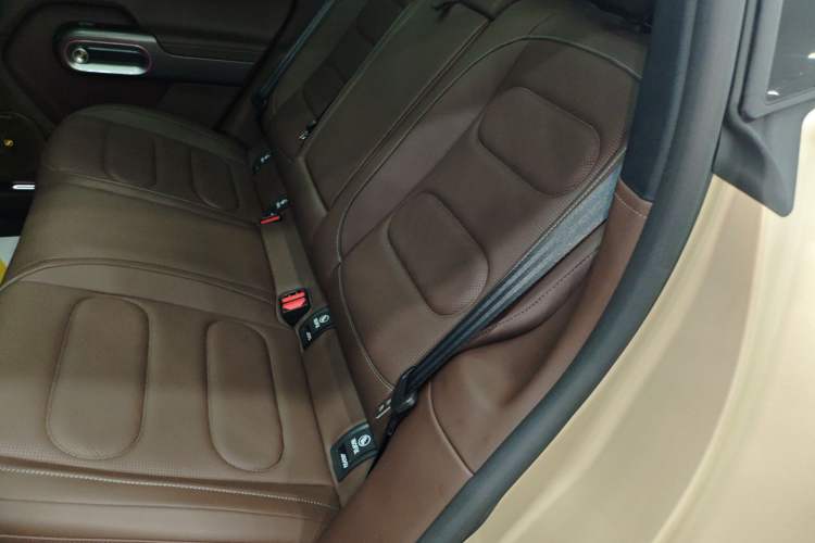 Used smart #5 2024 Long-Range Journey Luxury Edition Left Rear Seat