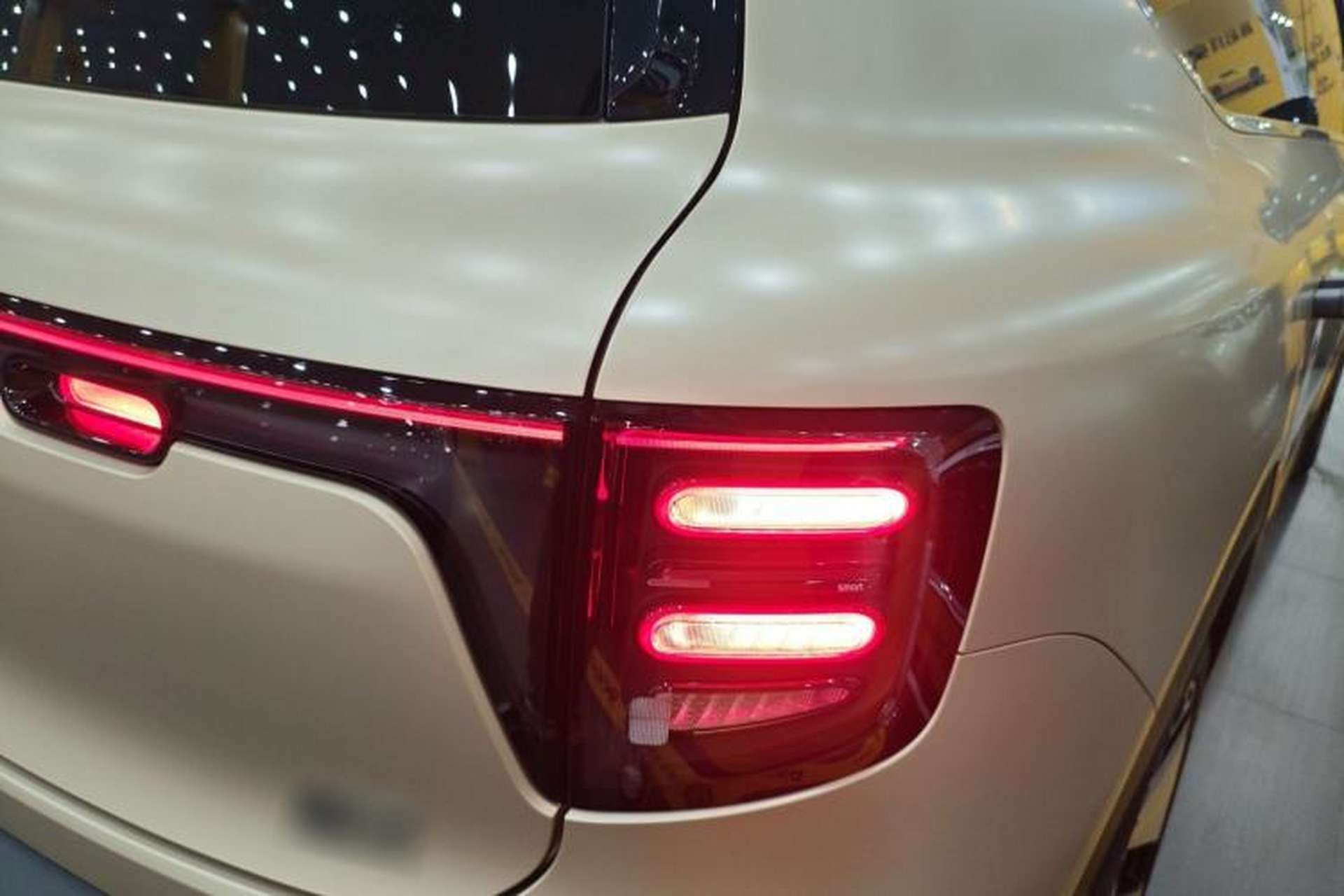 Used smart #5 2024 Long-Range Journey Luxury Edition Right Rear Taillight