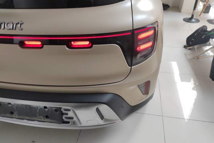 Used smart #5 2024 Ultra-Long Range Extraordinary Journey Luxury Edition Right Rear Taillight