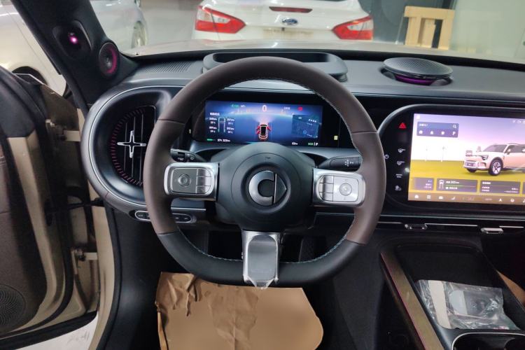 Used smart #5 2024 Long-Range Journey Luxury Edition Steering Wheel