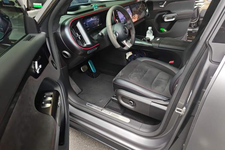 Used smart #5 2025 BRABUS Supercharged Edition Driver Seat