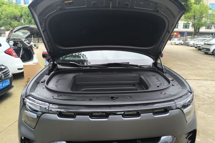 Used smart #5 2025 BRABUS Supercharged Edition Engine Bay
