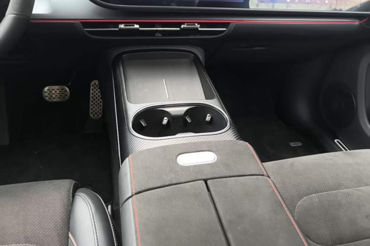 Used smart #5 2025 BRABUS Supercharged Edition Gear Lever