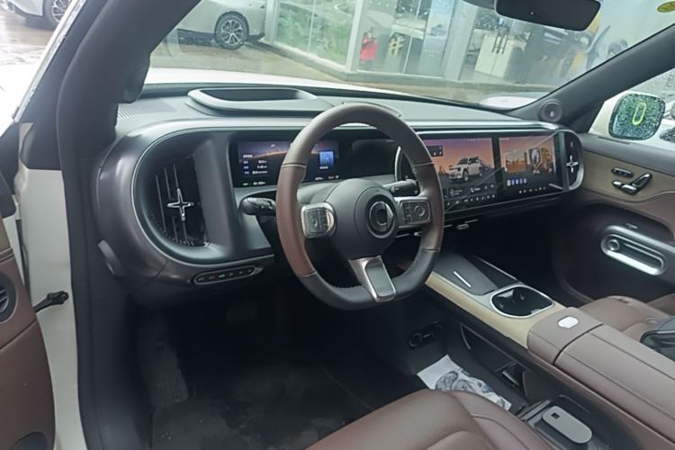 Used smart #5 2025 Ultra-Long Range Luxury Four-Wheel Drive Edition Center Console