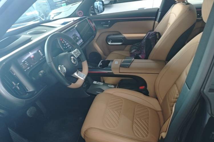 Used smart #5 2026 Model 252 Ultra Left Front Seat