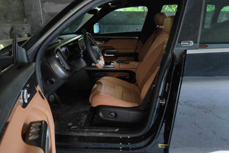Used smart #5 2026 Model 252 Ultra Left Front Seat