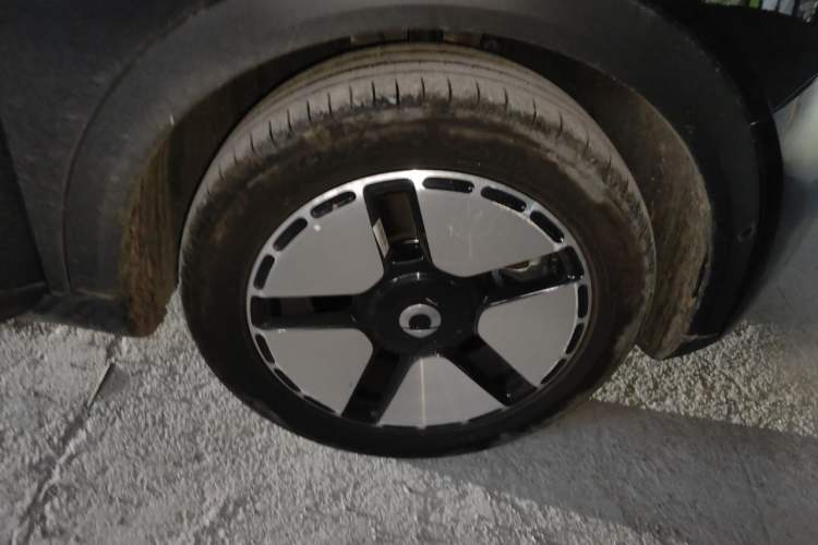 Used smart #5 2026 Model 252 Ultra Right Front Wheel Hub