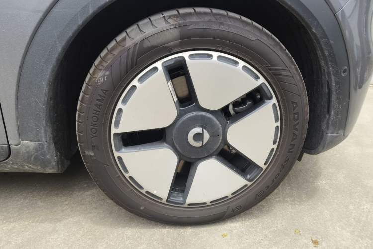 Used smart #5 2026 Model 252 Ultra Right Front Wheel Hub