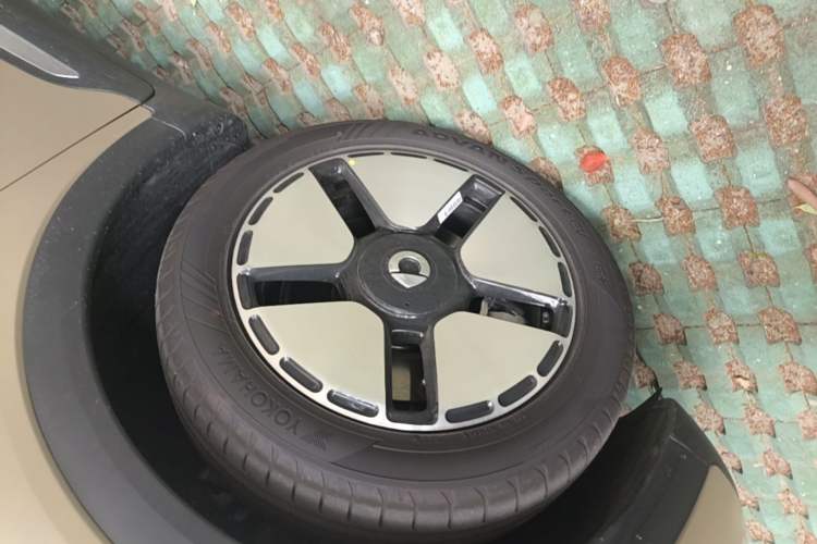 Used smart #5 2026 Model 252 Max Left Front Wheel Hub