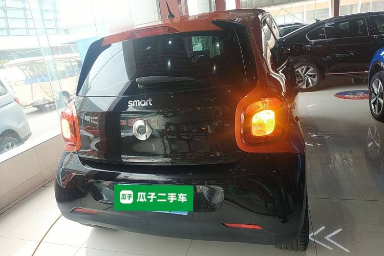 Used smart forfour 2018 1.0L 52 kW Dynamic Edition Rear