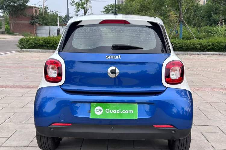 Used smart forfour 2016 1.0L 52 kW Passion Edition Exterior 2