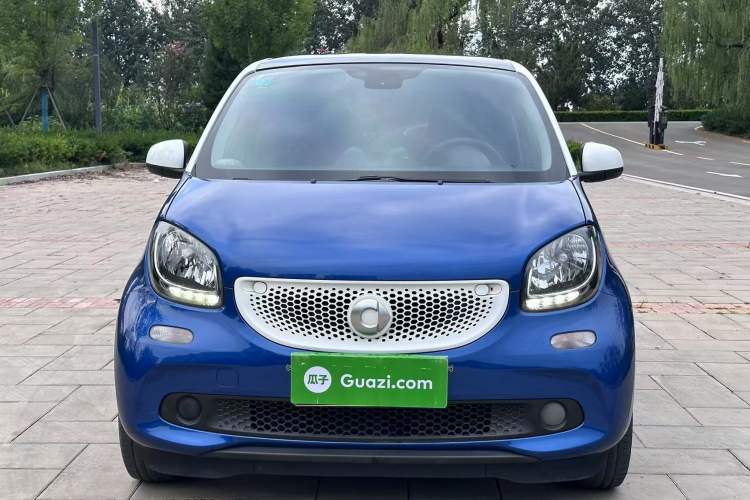 Used smart forfour 2016 1.0L 52 kW Passion Edition Exterior 4
