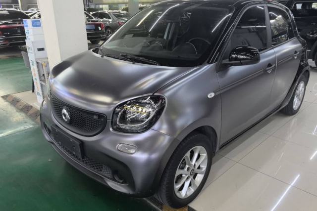 Used smart forfour 2018 1.0L 52 kW Dynamic Edition