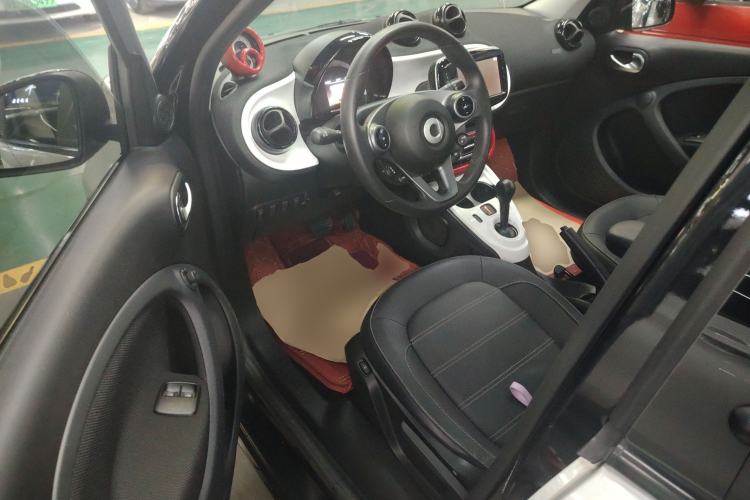 Used smart forfour 2016 0.9T 66 kW Pioneer Edition Driver Seat