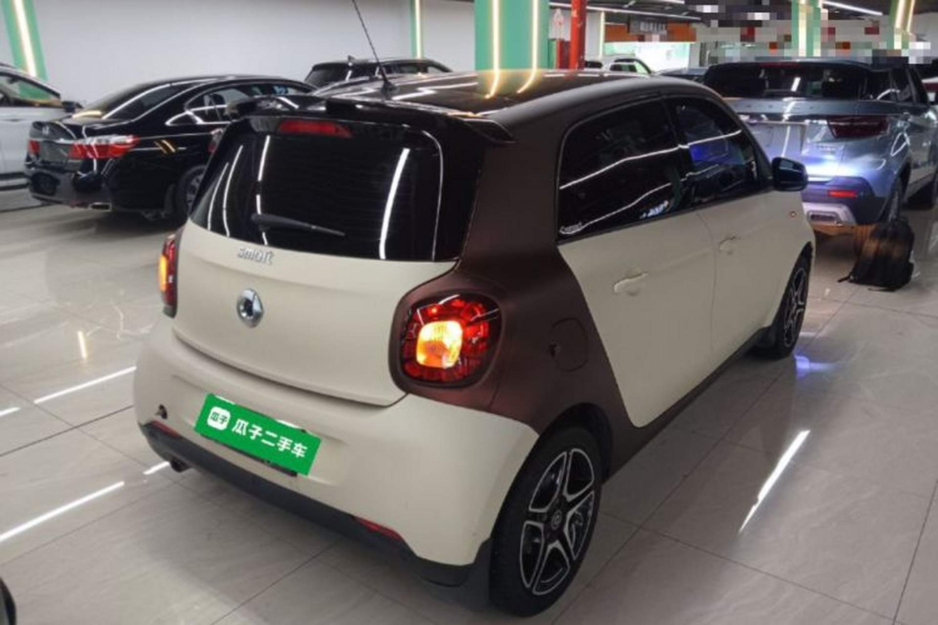 Used smart forfour 2016 0.9T 66 kW Ultimate Edition Rear Right 45 Deg