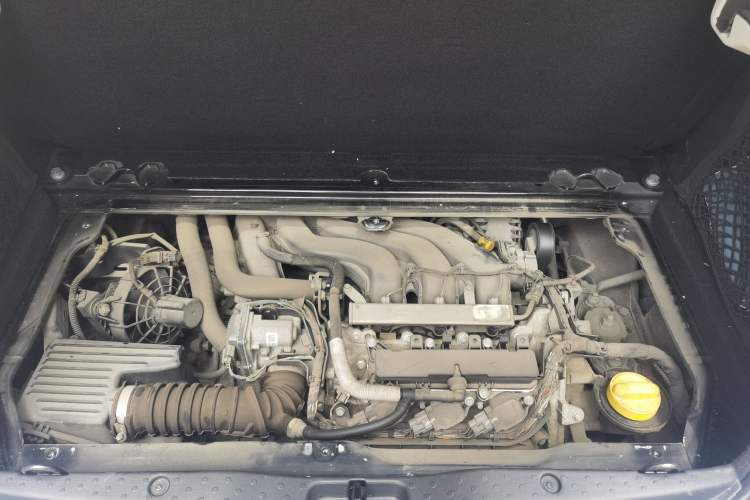 Used smart forfour 2016 1.0L 52 kW Dynamic Edition Engine Bay
