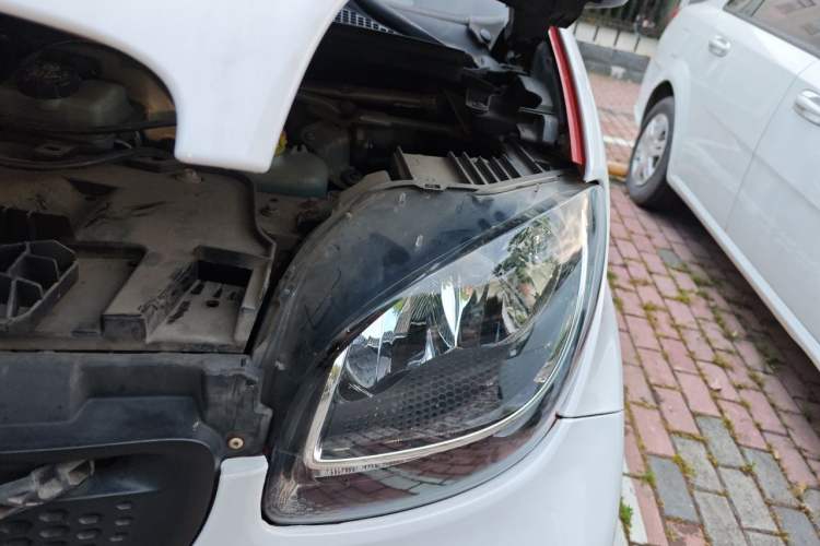 Used smart forfour 2016 1.0L 52 kW Dynamic Edition Engine Bay Left