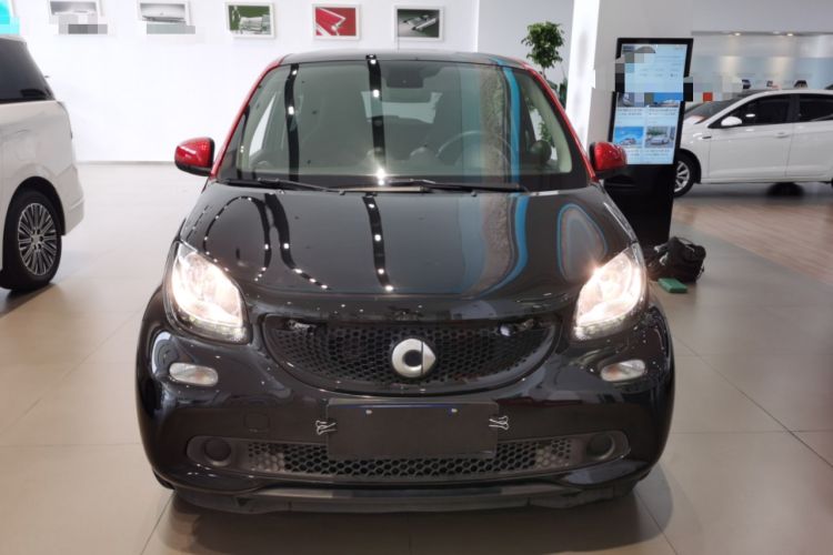 Used smart forfour 2016 0.9T 66 kW Pioneer Edition Front