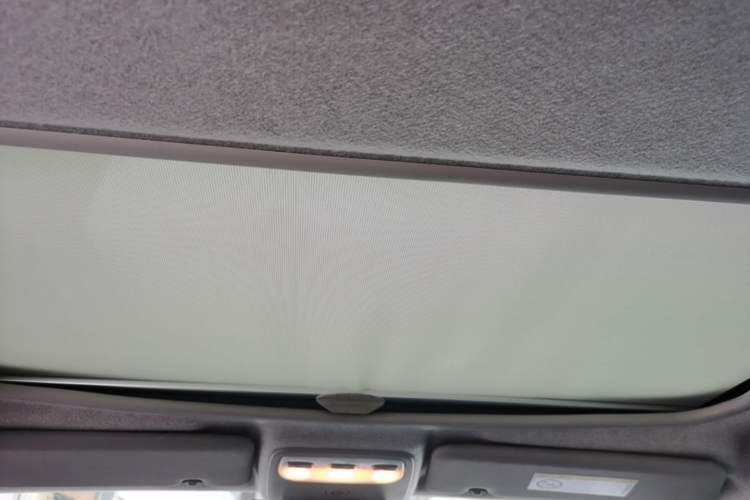 Used smart forfour 2016 1.0L 52 kW Passion Edition Headliner