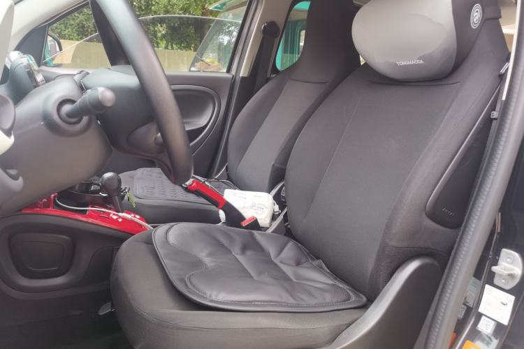 Used smart forfour 2016 1.0L 52 kW Dynamic Edition Left Front Seat
