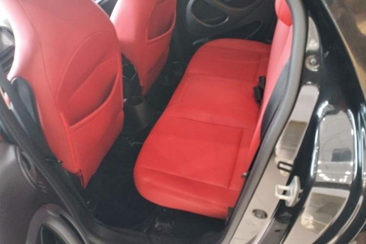 Used smart forfour 2016 1.0L 52 kW Dynamic Edition Left Rear Seat