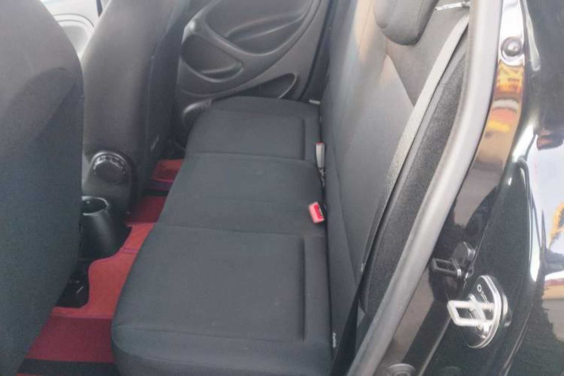 Used smart forfour 2016 1.0L 52 kW Dynamic Edition Left Rear Seat