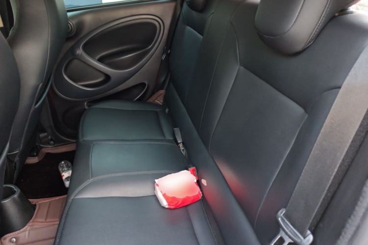 Used smart forfour 2016 1.0L 52 kW Dynamic Edition Left Rear Seat