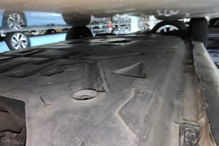 Used smart forfour 2016 1.0L 52 kW Passion Edition Left Side Sill
