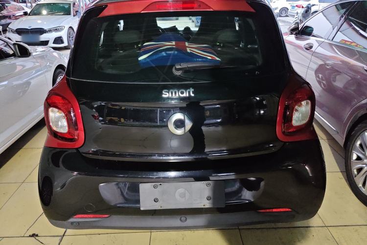 Used smart forfour 2016 1.0L 52 kW Passion Edition Rear