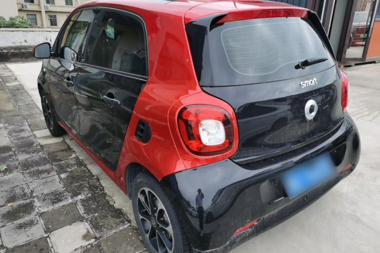 Used smart forfour 2016 1.0L 52 kW Passion Edition Rear Left 45 Deg