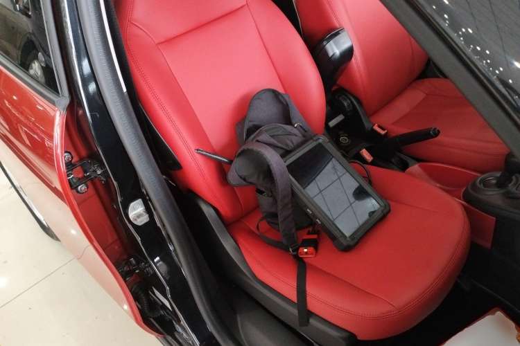 Used smart forfour 2016 1.0L 52 kW Dynamic Edition Right Front Seat