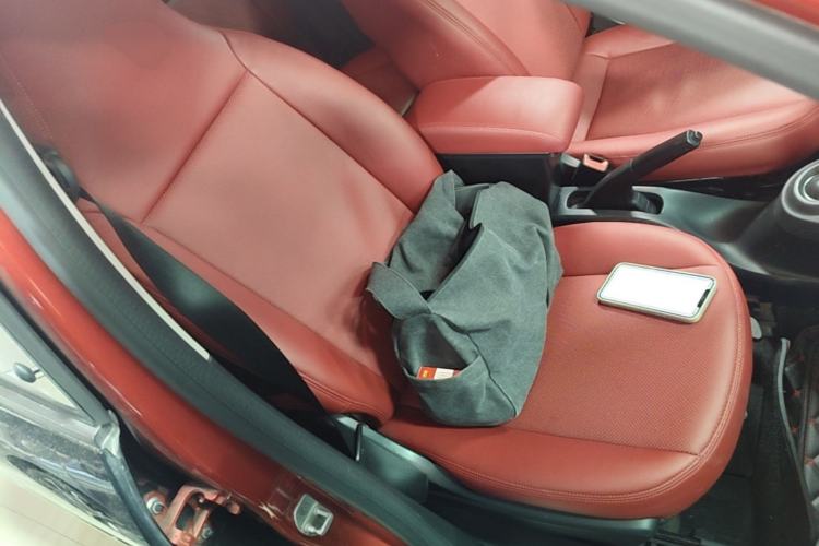 Used smart forfour 2016 1.0L 52 kW Dynamic Edition Right Front Seat