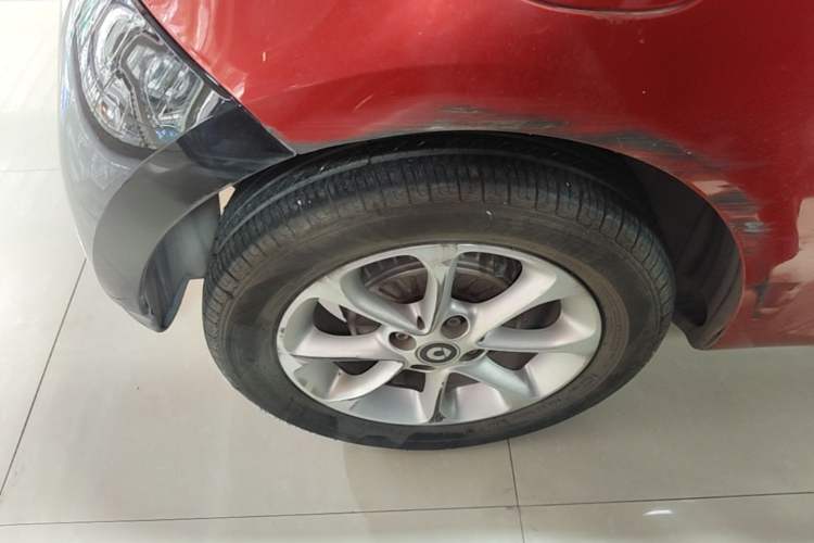 Used smart forfour 2016 1.0L 52 kW Dynamic Edition Right Rear Wheel Hub