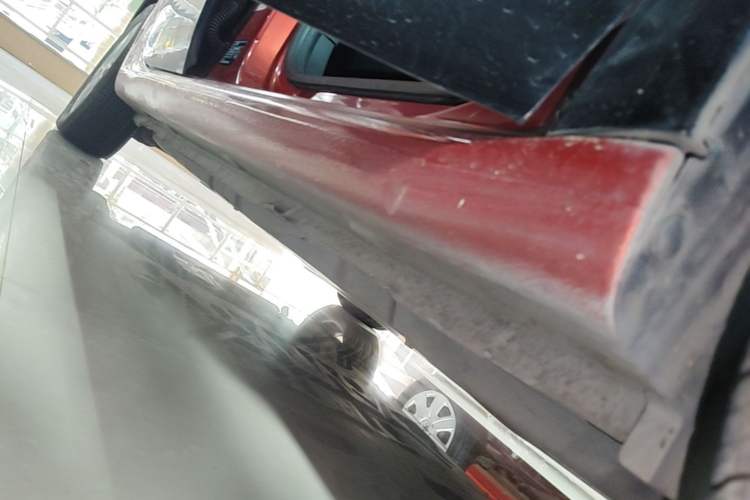 Used smart forfour 2016 1.0L 52 kW Dynamic Edition Right Side Sill