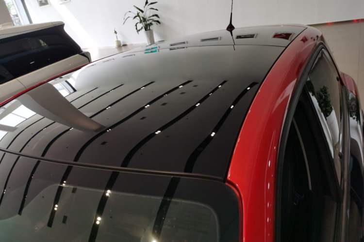 Used smart forfour 2016 0.9T 66 kW Pioneer Edition Roof