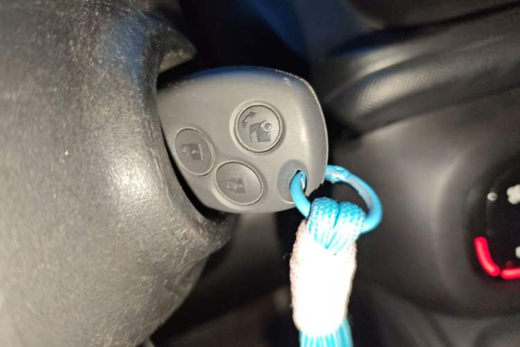 Used smart forfour 2016 1.0L 52 kW Dynamic Edition Vehicle Key