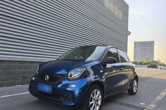 Used smart forfour 2016 1.0L 52 kW Dynamic Edition