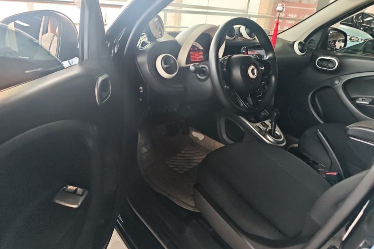 Used smart forfour 2016 1.0L 52 kW Dynamic Edition Driver Seat