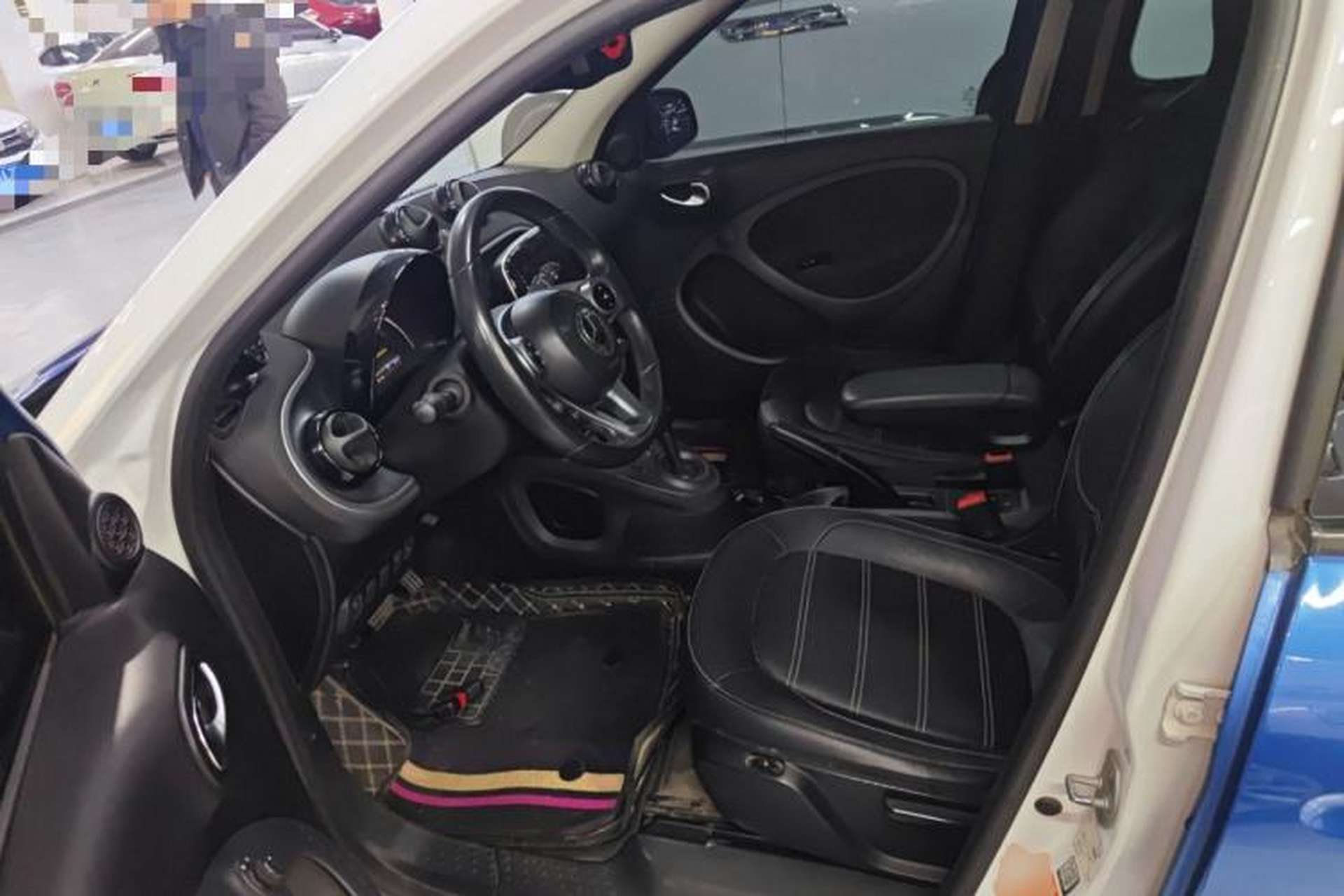 Used smart forfour 2016 0.9T 66 kW Pioneer Edition Driver Seat