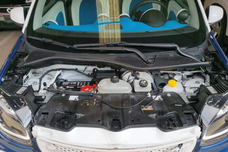 Used smart forfour 2016 0.9T 66 kW Ultimate Edition Engine Bay