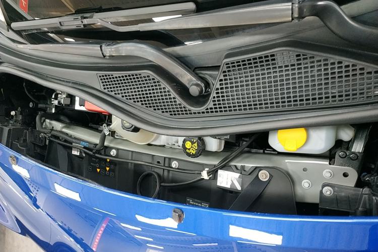 Used smart forfour 2016 1.0L 52 kW Dynamic Edition Engine Bay