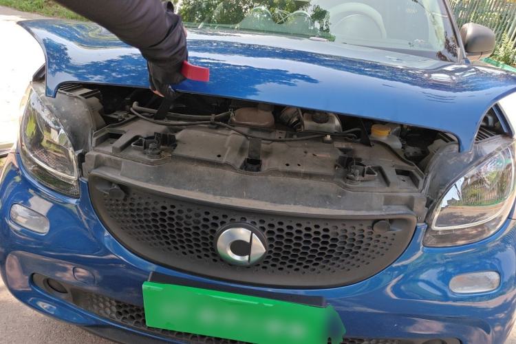 Used smart forfour 2016 1.0L 52 kW Dynamic Edition Engine Bay