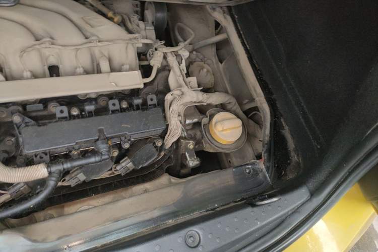 Used smart forfour 2016 1.0L 52 kW Dynamic Edition Engine Bay Left
