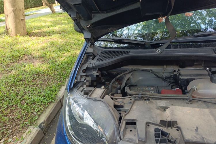 Used smart forfour 2016 1.0L 52 kW Passion Edition Engine Bay Right