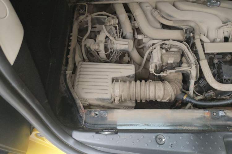 Used smart forfour 2016 1.0L 52 kW Dynamic Edition Engine Bay Right