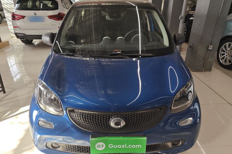 Used smart forfour 2016 1.0L 52 kW Dynamic Edition Exterior 1