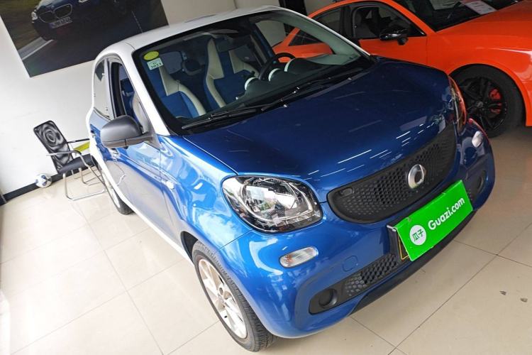 Used smart forfour 2016 1.0L 52 kW Dynamic Edition Exterior 2